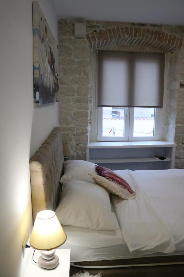 Studios Kadena Trogir - 18Th Century Stone House 외부 사진