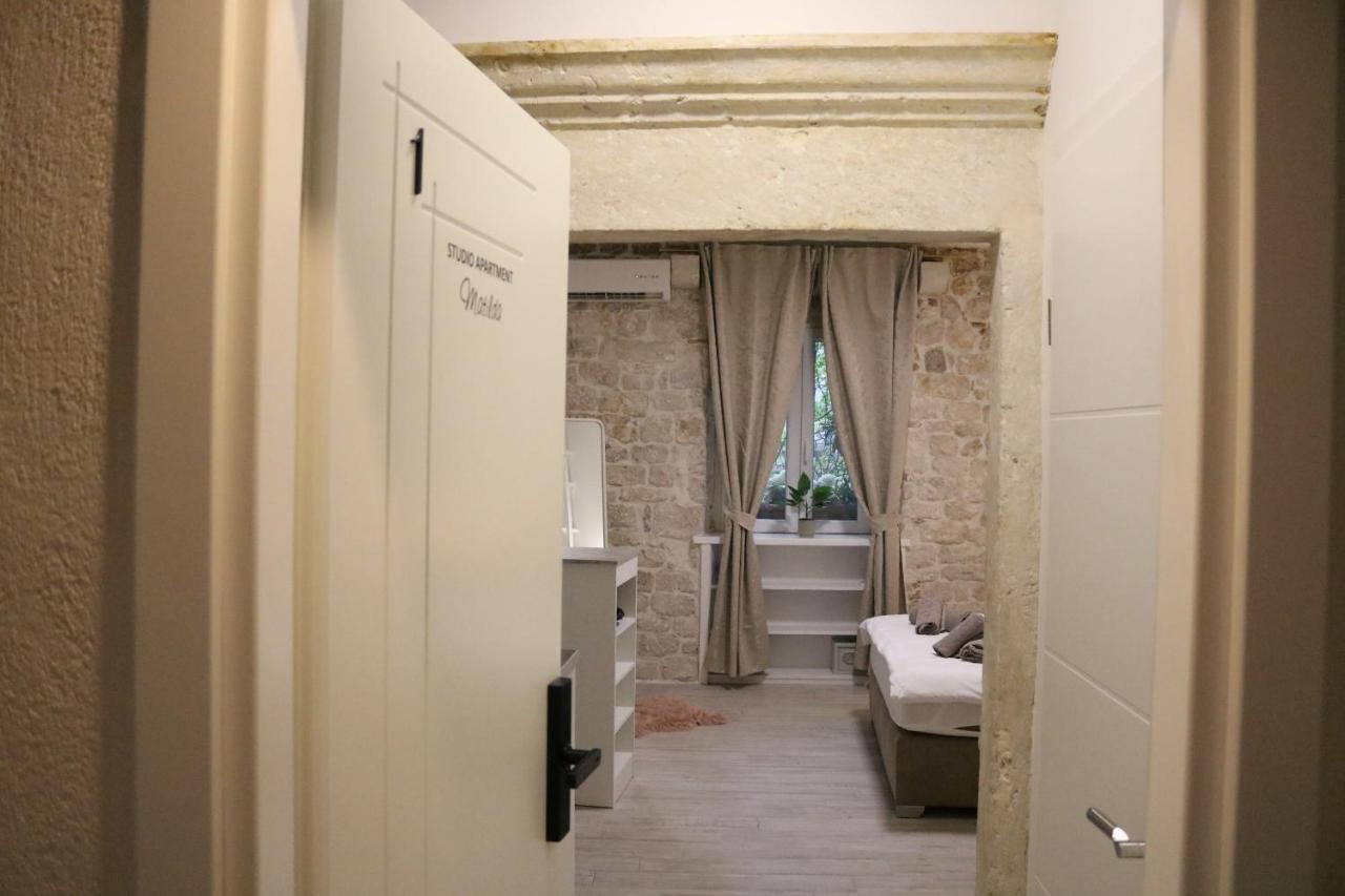 Studios Kadena Trogir - 18Th Century Stone House 외부 사진