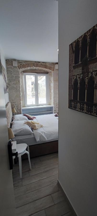 Studios Kadena Trogir - 18Th Century Stone House 외부 사진