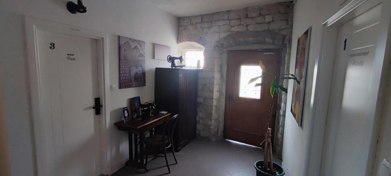 Studios Kadena Trogir - 18Th Century Stone House 외부 사진